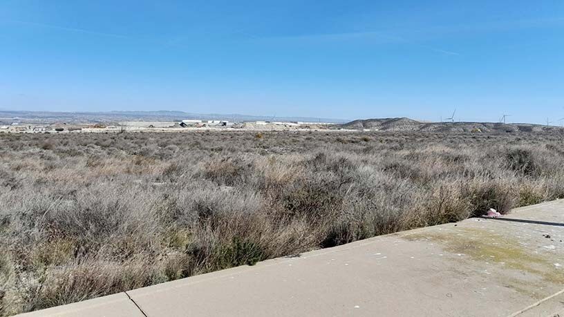 Terrain dans Zaragoza, Zaragoza à vendre - Photo du bâtiment - Image 3 de 5