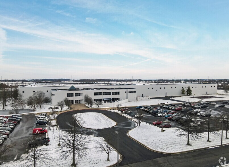 2001 Commerce Pky, Franklin, IN for lease - Building Photo - Image 2 of 2