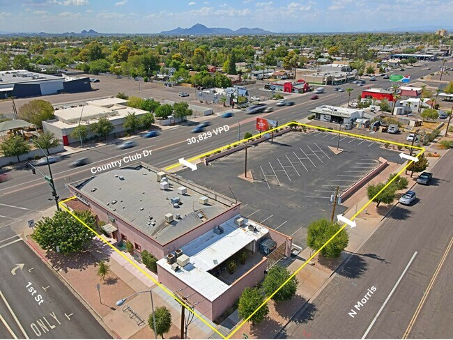 Plus de détails pour 105 N Country Club Dr, Mesa, AZ - Commerce de détail à vendre