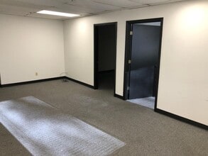 1161 Murfreesboro Rd, Nashville, TN for lease Building Photo- Image 1 of 5