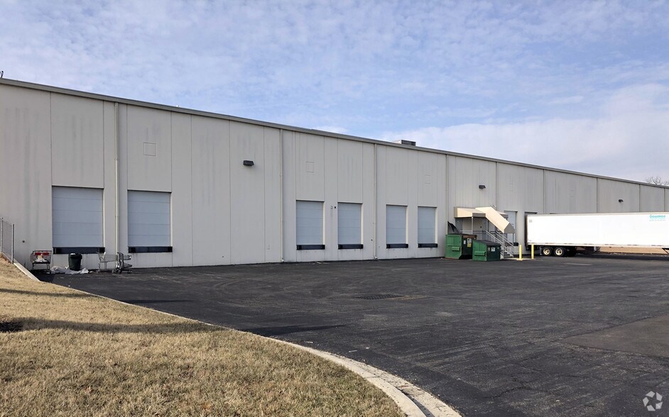 8601 Ritchie Dr, Capitol Heights, MD à louer - Photo du bâtiment - Image 2 de 9