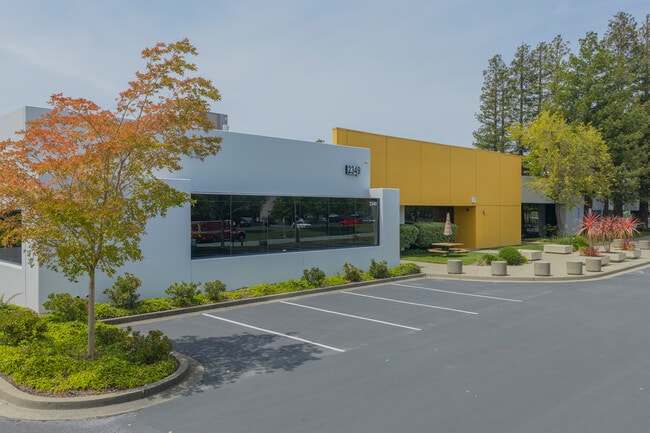 Plus de détails pour 2345-2349 Circadian Way, Santa Rosa, CA - Local d'activités à louer