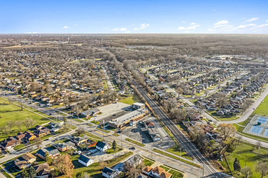 565 E 170th St, South Holland, IL à vendre - Photo du bâtiment - Image 3 de 18