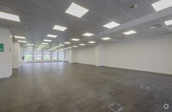 Paseo Castellana, 91, Madrid, Madrid for lease Interior Photo- Image 2 of 17