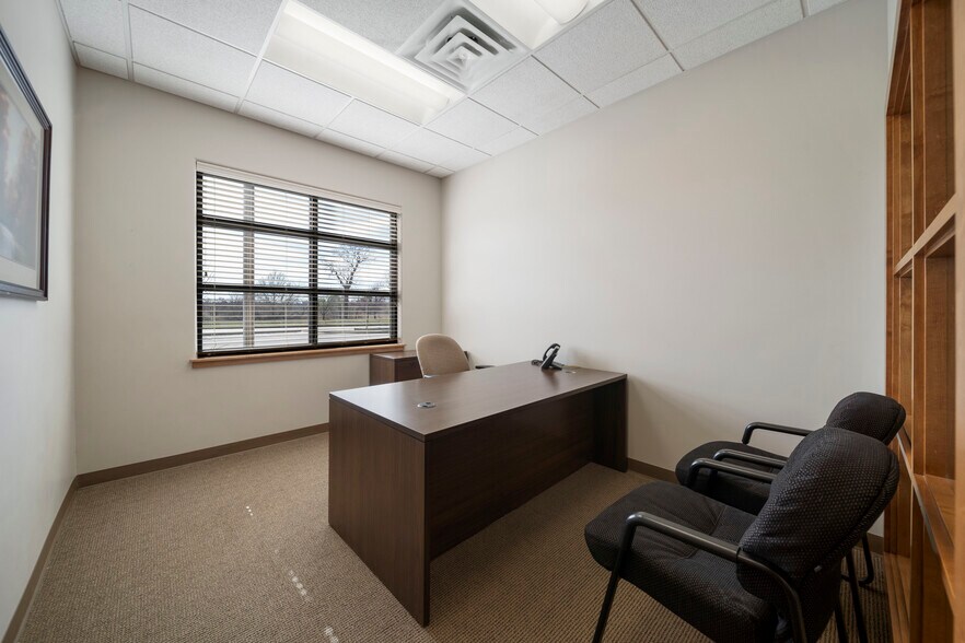 7447 Riverside Pky, Tulsa, OK à louer - Photo intérieure - Image 3 de 63