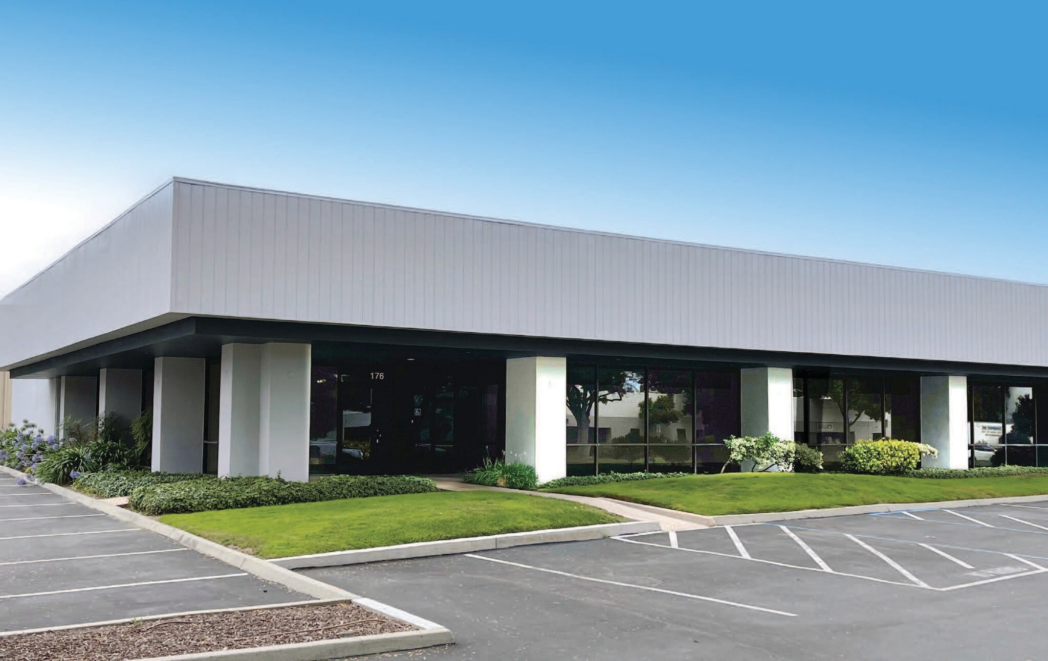 172-176 Component Dr, San Jose, CA for lease Building Photo- Image 1 of 2