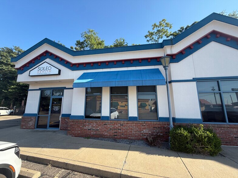 204 Three Springs Dr, Weirton, WV à louer - Photo du bâtiment - Image 1 de 15