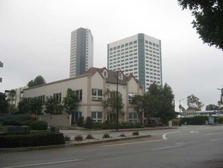 Plus de détails pour 115 N Hollywood Way, Burbank, CA - Bureau à louer