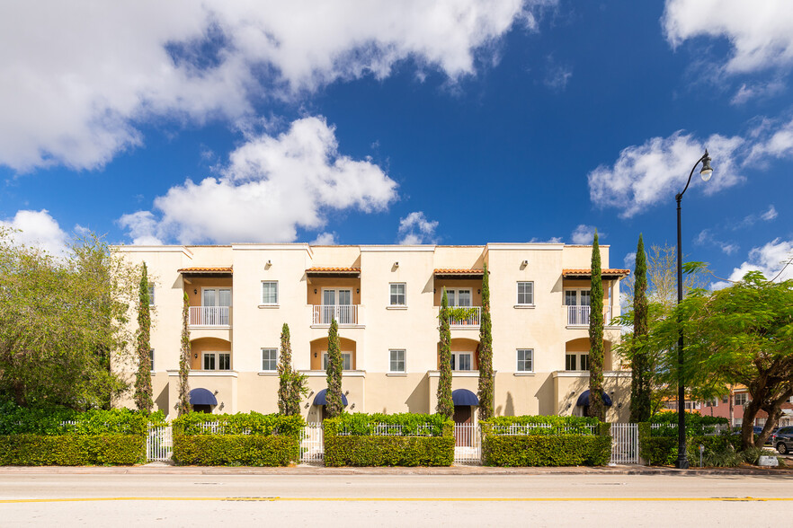 343-349 Madeira Ave, Coral Gables, FL à vendre - Photo du bâtiment - Image 1 de 45