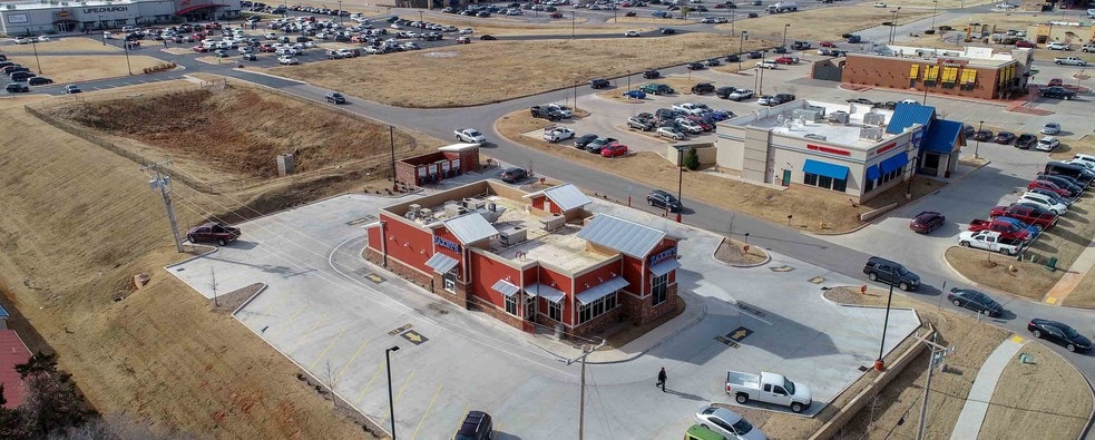 1084 E State Highway 152, Mustang, OK à louer - Aérien - Image 3 de 3
