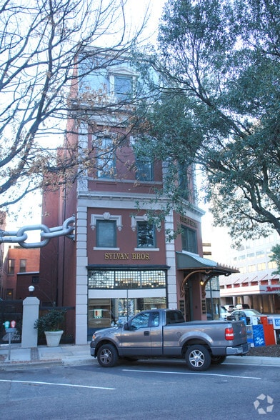 1201-1217 Hampton St, Columbia, SC for lease - Building Photo - Image 2 of 8