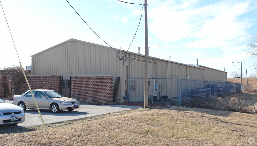 336 S 42nd St, Kansas City, KS for sale - Building Photo - Image 3 of 9