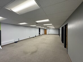 1700 K St, Bakersfield, CA for lease Interior Photo- Image 1 of 5