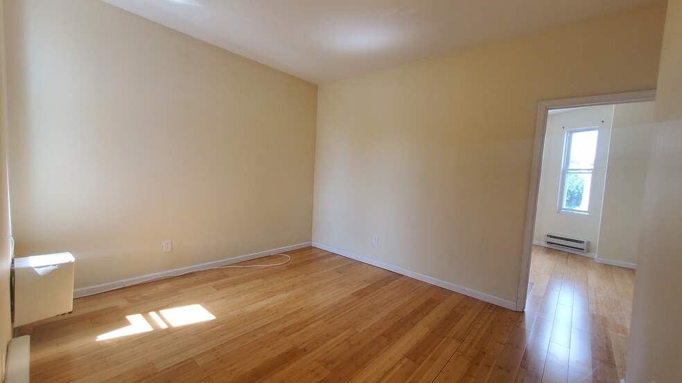 6020 Lansdowne Ave, Philadelphia, PA à vendre - Photo int rieure - Image 3 de 20