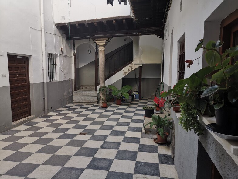 Calle Sacramento, 6, Toledo, Toledo for sale - Interior Photo - Image 2 of 10