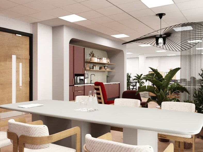 174-176 Piccadilly, London for lease - Interior Photo - Image 3 of 5