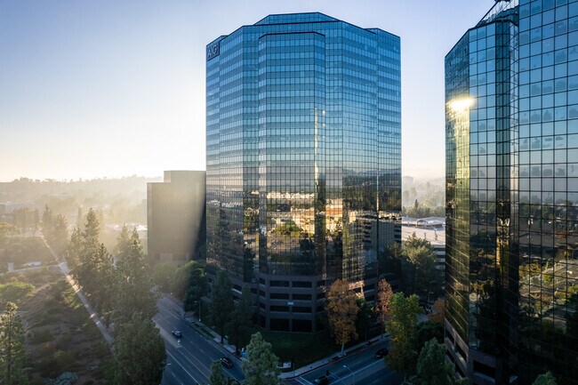 More details for 21650 Oxnard St, Woodland Hills, CA - Office, Office/Retail for Lease