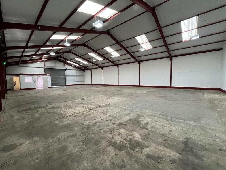 Sand Ln, Sandy à louer - Photo du bâtiment - Image 3 de 15