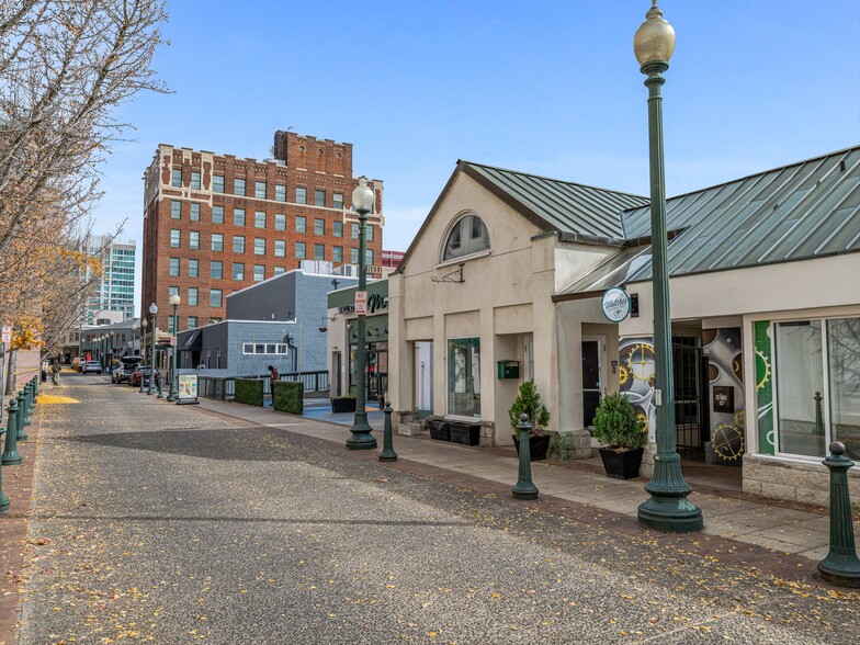 70 Wall St, Asheville, NC for lease - Building Photo - Image 2 of 24