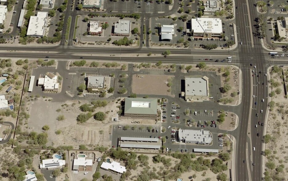 2225 W Ina Rd, Tucson, AZ for lease - Building Photo - Image 1 of 4