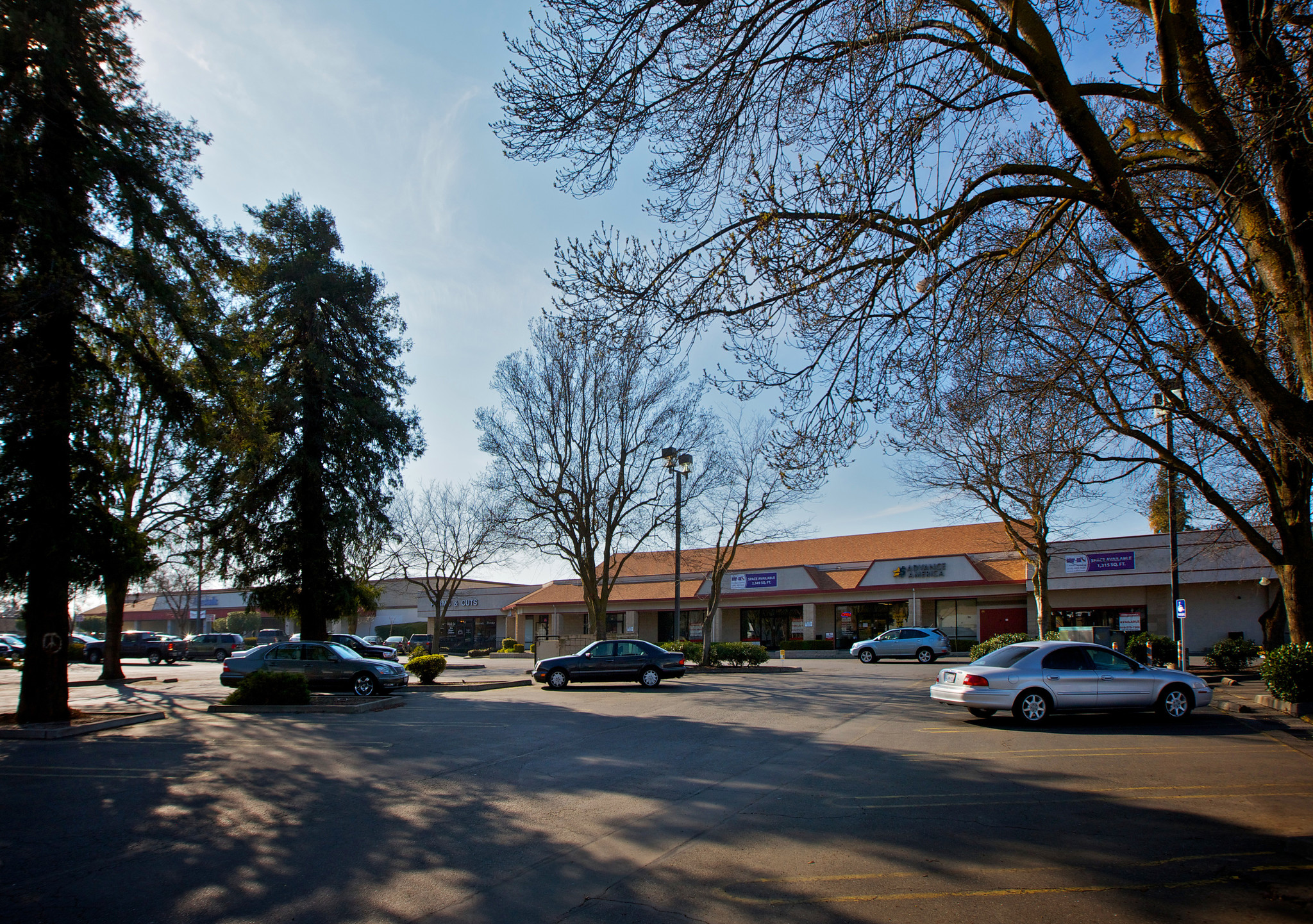 7-47 W Main St, Woodland, CA for lease Building Photo- Image 1 of 2