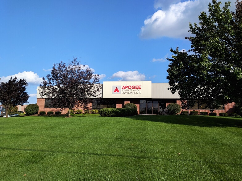 1604 Wayneport Rd, Macedon, NY for lease - Primary Photo - Image 1 of 8