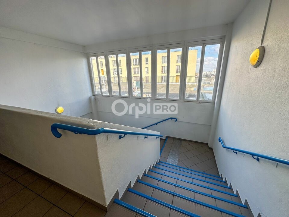 Retail in Choisy-le-Roi for sale Interior Photo- Image 1 of 14