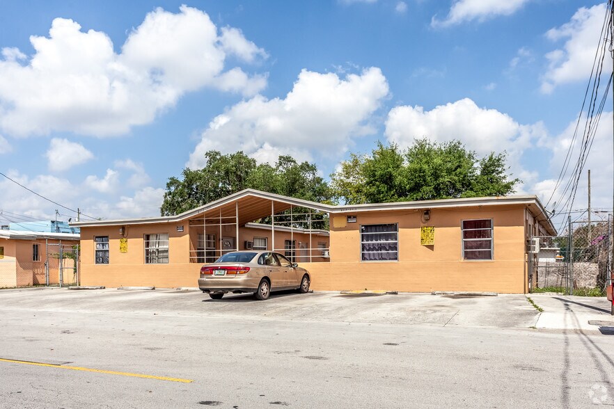 2013 Washington Ave, Opa Locka, FL for sale - Building Photo - Image 3 of 3