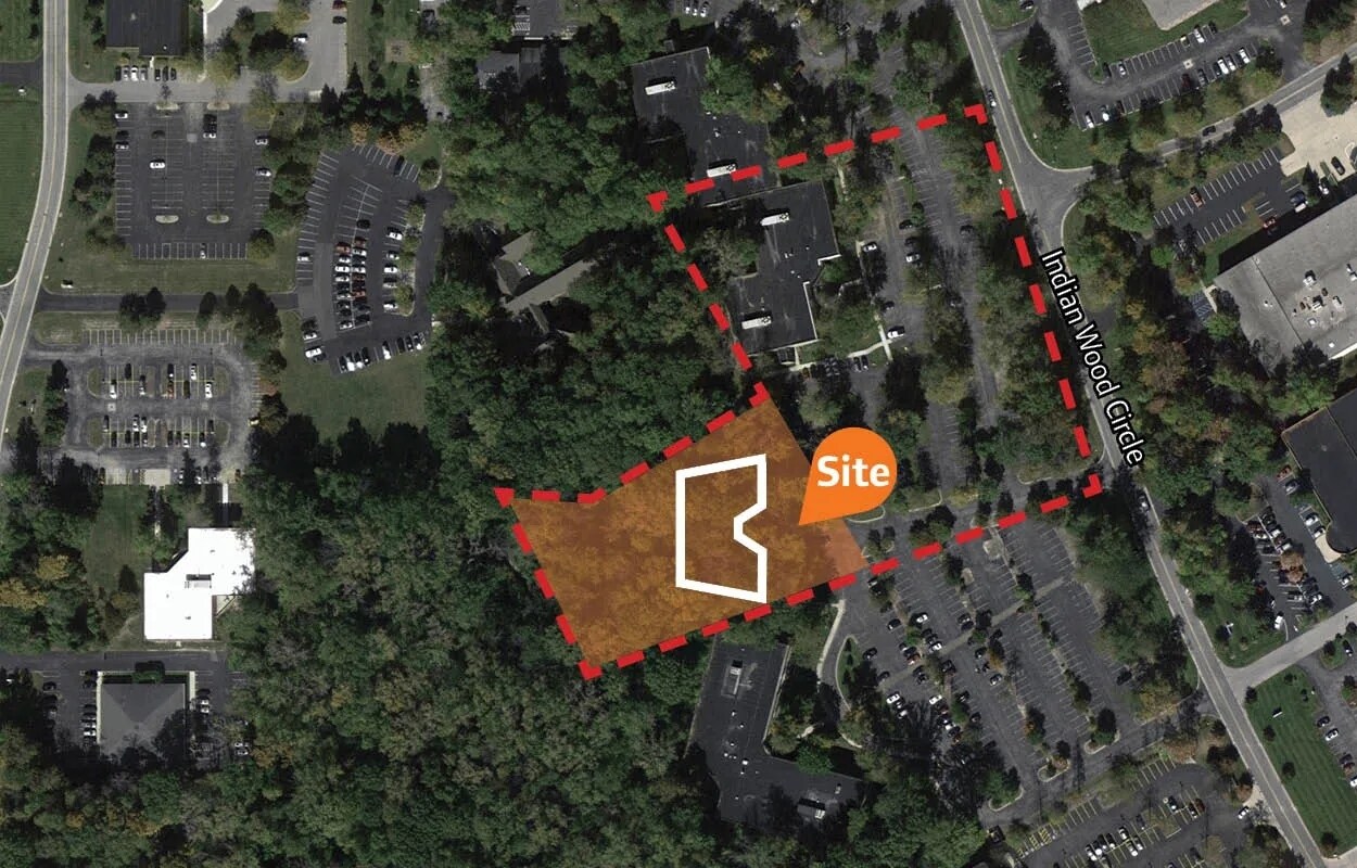 1701 Indian Wood Cir, Maumee, OH à vendre Photo du bâtiment- Image 1 de 2