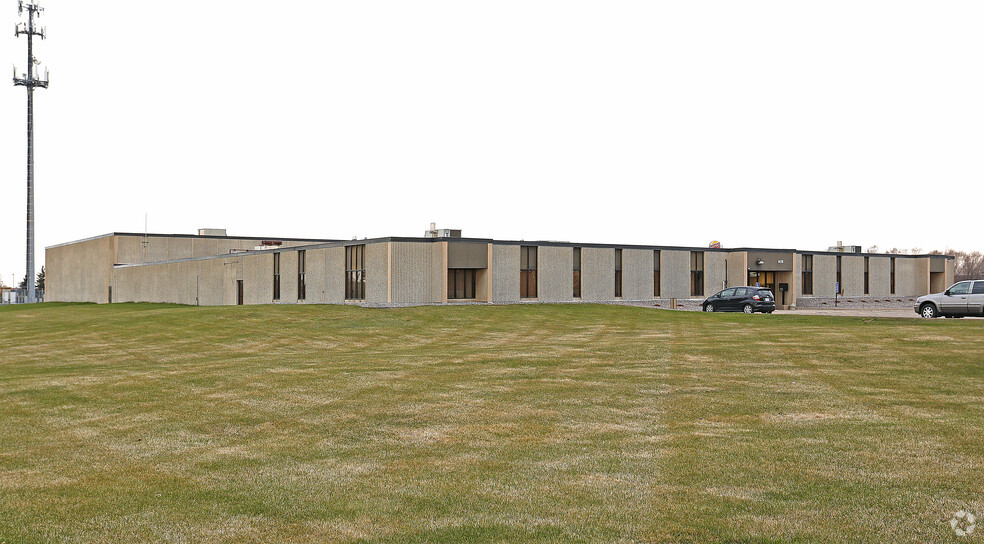 406 E 7th St E, Monticello, MN for lease - Building Photo - Image 1 of 13