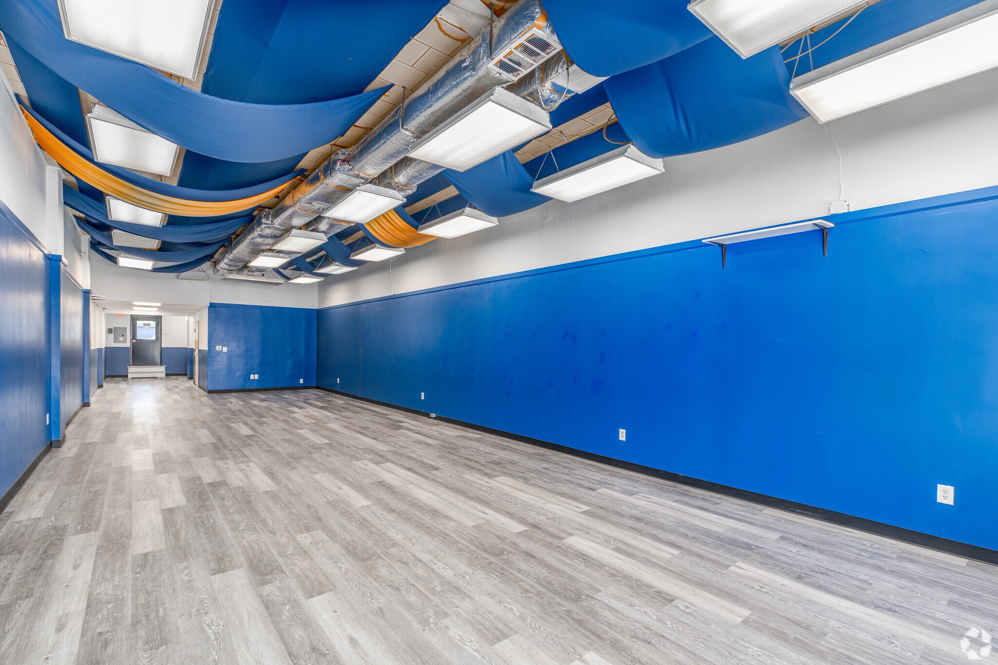 307 - 319 W Landis Ave, Vineland, NJ for lease Interior Photo- Image 1 of 5