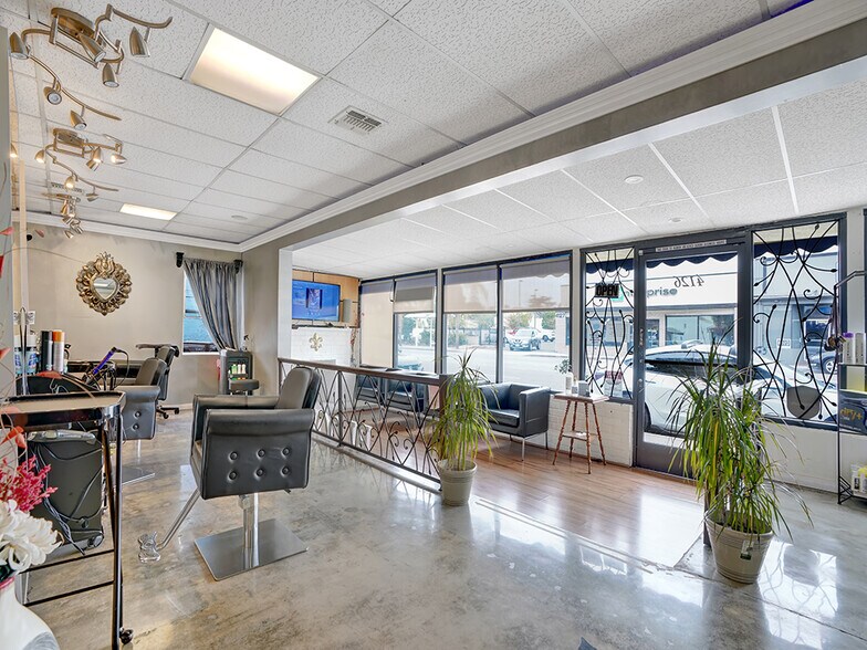 4124-4126 E Anaheim St, Long Beach, CA à vendre - Photo du bâtiment - Image 2 de 14