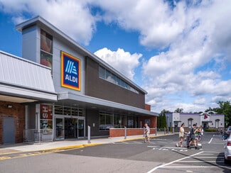 More details for 191-277 E Main St, Westfield, MA - Office, Retail for Lease