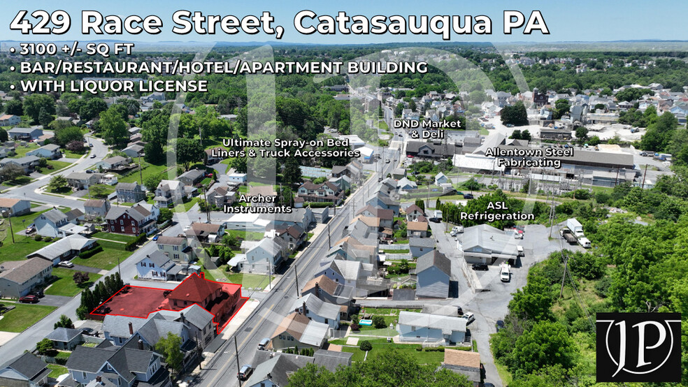 429 Race St, Catasauqua, PA for sale - Building Photo - Image 1 of 1