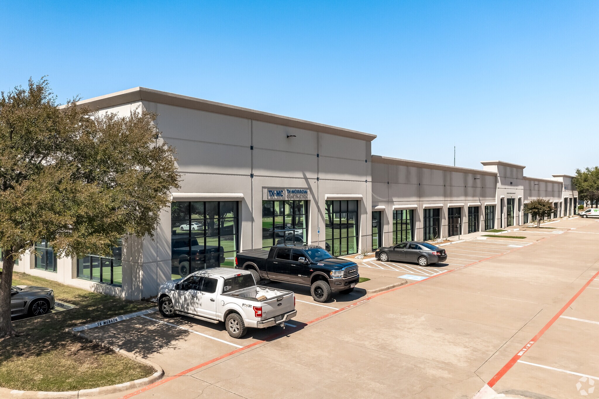 6501 Windcrest Dr, Plano, TX à louer Photo du bâtiment- Image 1 de 25