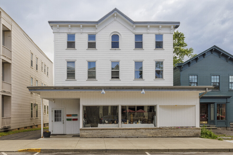 741-743 Warren St, Hudson, NY for sale - Building Photo - Image 1 of 44