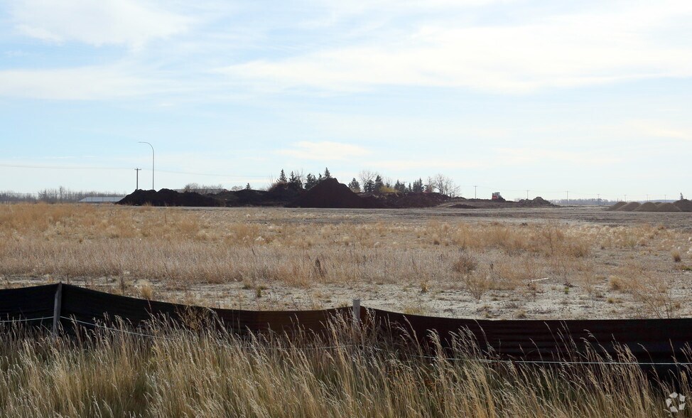 33rd Ave, Leduc, AB for sale - Building Photo - Image 3 of 3