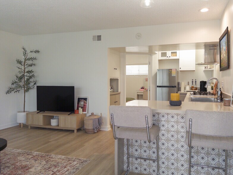 4546-4550 W 173rd St, Lawndale, CA à vendre - Photo du bâtiment - Image 3 de 15