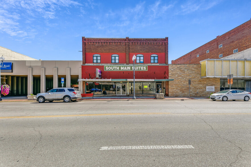 112 S Main St, El Dorado, KS à vendre - Photo principale - Image 1 de 1