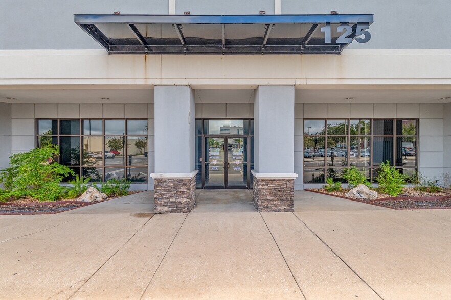 125 NE 1st Ave, Ocala, FL à vendre - Photo du bâtiment - Image 2 de 14