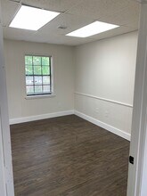 4807 N State St, Jackson, MS à louer Photo intérieure- Image 2 de 4