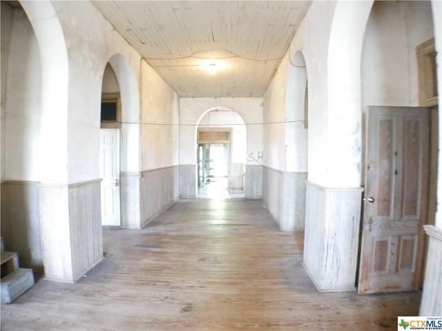 702 E Convent St, Victoria, TX for sale - Interior Photo - Image 2 of 11