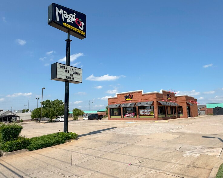 12112 N Pennsylvania Ave, Oklahoma City, OK for sale - Building Photo - Image 1 of 1