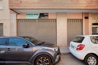 Plus de détails pour Multi-résidentiel à vendre