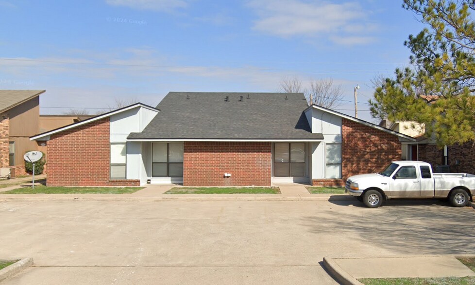 914 NE Tortoise Dr, Lawton, OK à vendre - Photo principale - Image 1 de 12