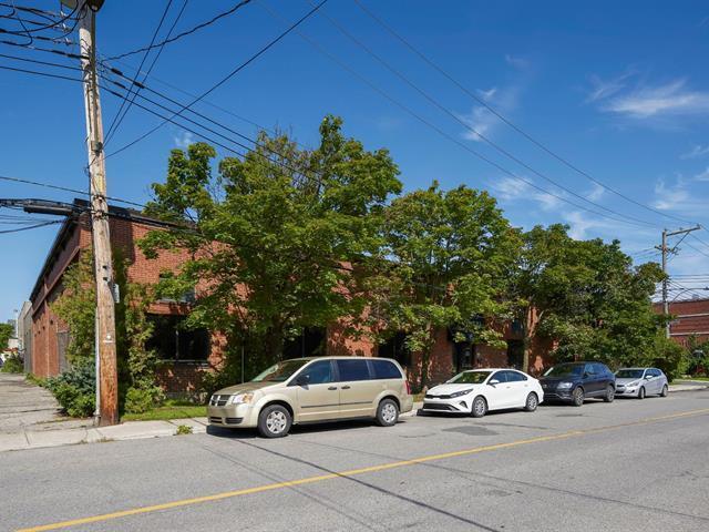 65 Rue de Port-Royal O, Montréal, QC for sale - Building Photo - Image 1 of 8