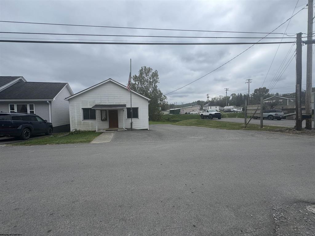 46 Park Ave, Jane Lew, WV for sale Primary Photo- Image 1 of 5