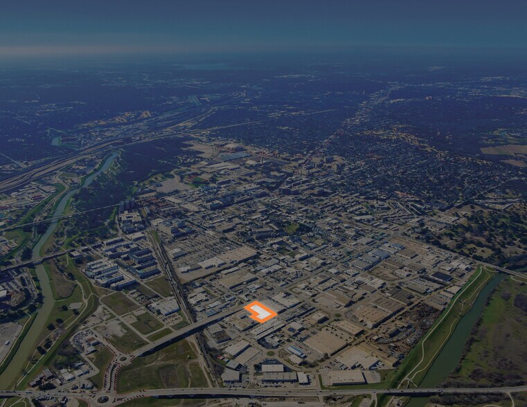 2500 & 2444 White Settlement Rd, Fort Worth, TX à vendre - Photo du bâtiment - Image 2 de 12