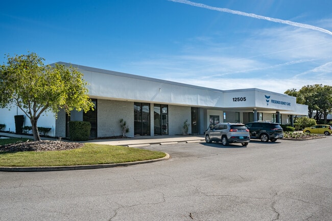 Plus de détails pour 12345 Starkey Rd, Largo, FL - Local d'activités, Industriel à louer