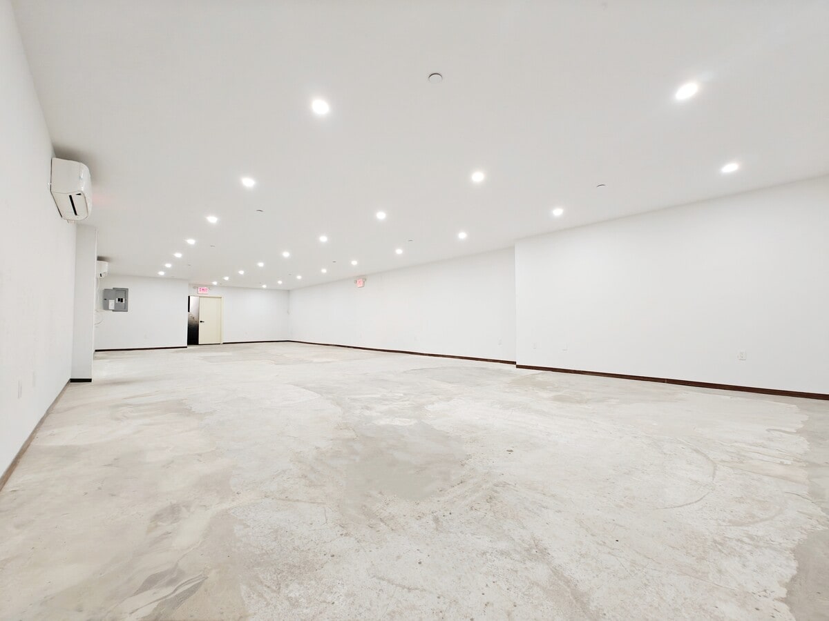 1546 Broadway, Brooklyn, NY 11221 - Unité C1 -  - Photo intérieure - Image 2 of 5